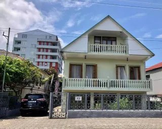 არჩილის ბინა