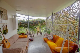 ნანასთან