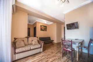 ბინა ჭავჭავაძე