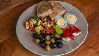 რესტორანი Brunch Tbilisi - საუზმე  ბრანჩი