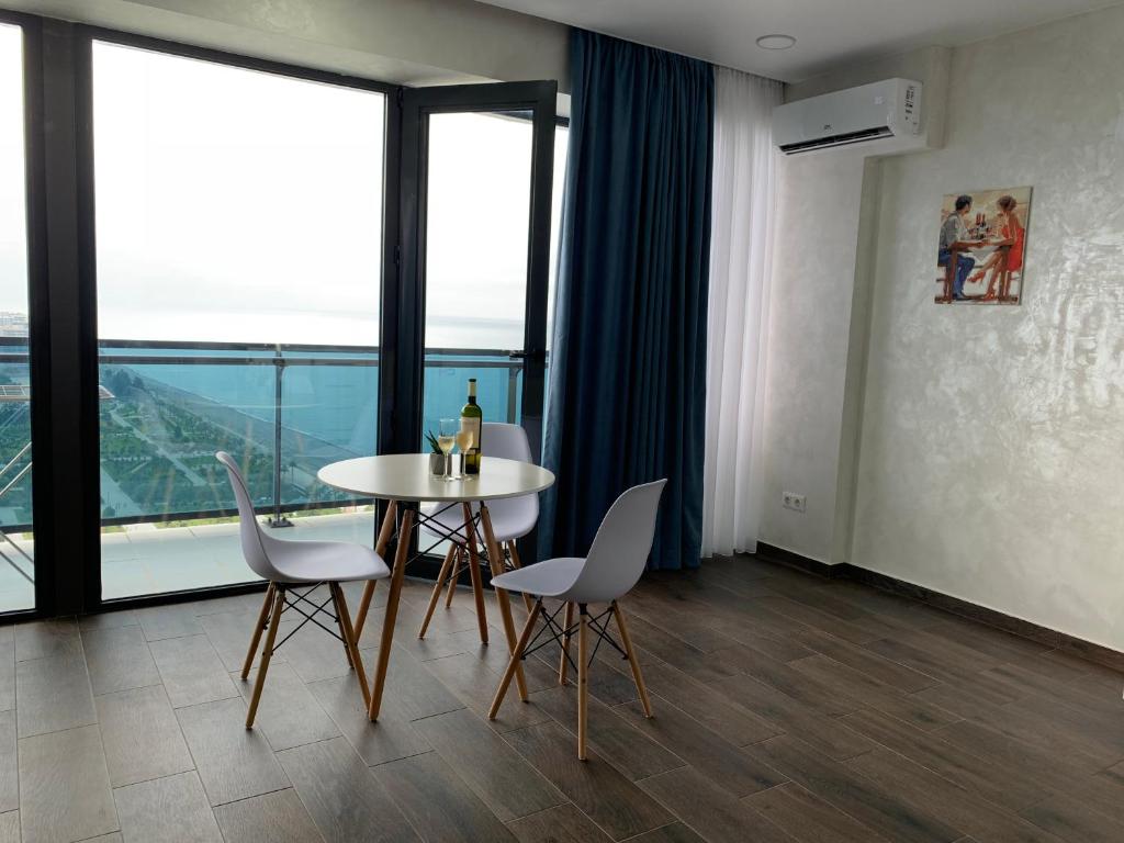 Beach Tower Iberia Apartments - Photo 0