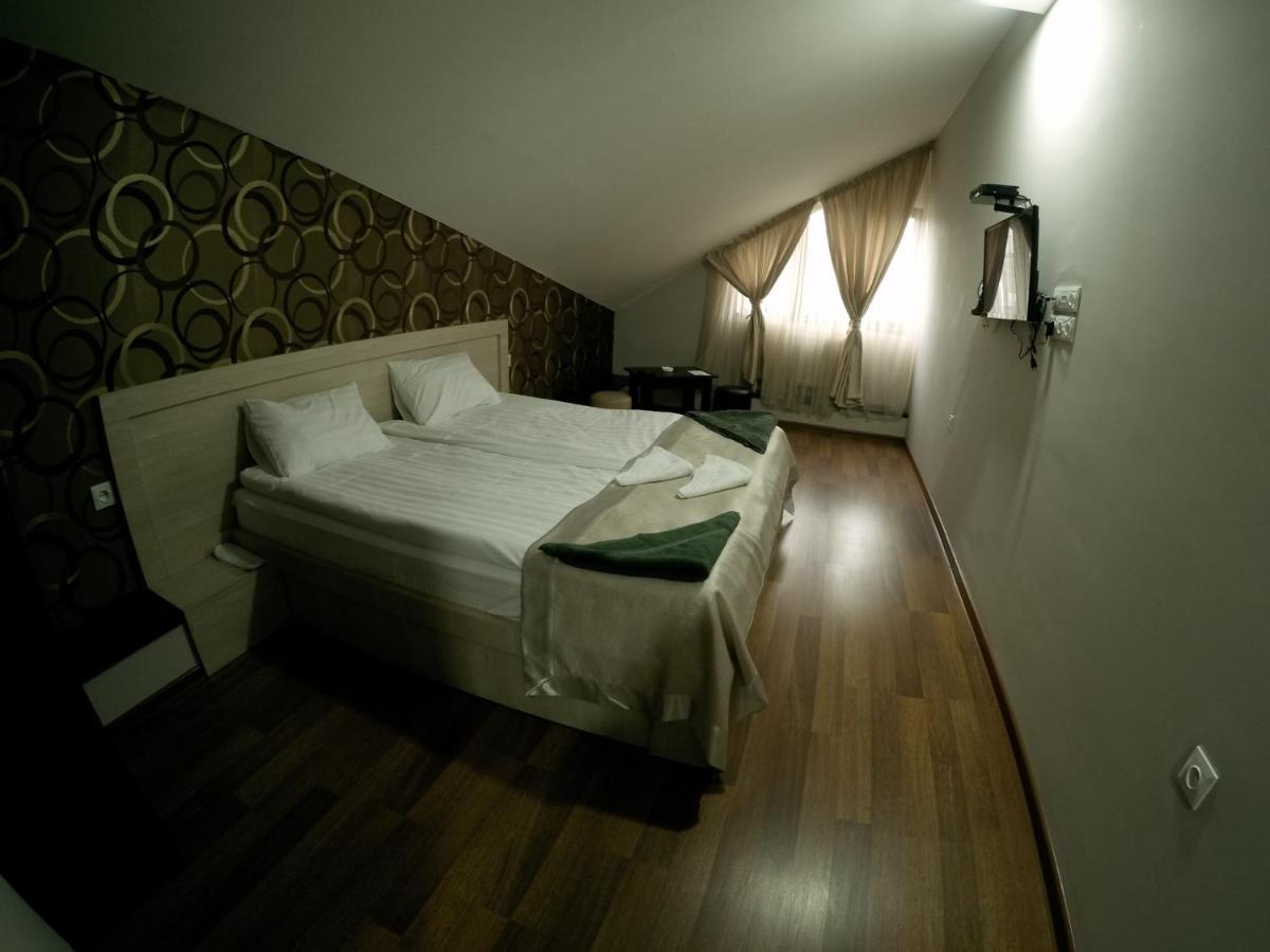 სასტუმრო იმპერია - Photo 27