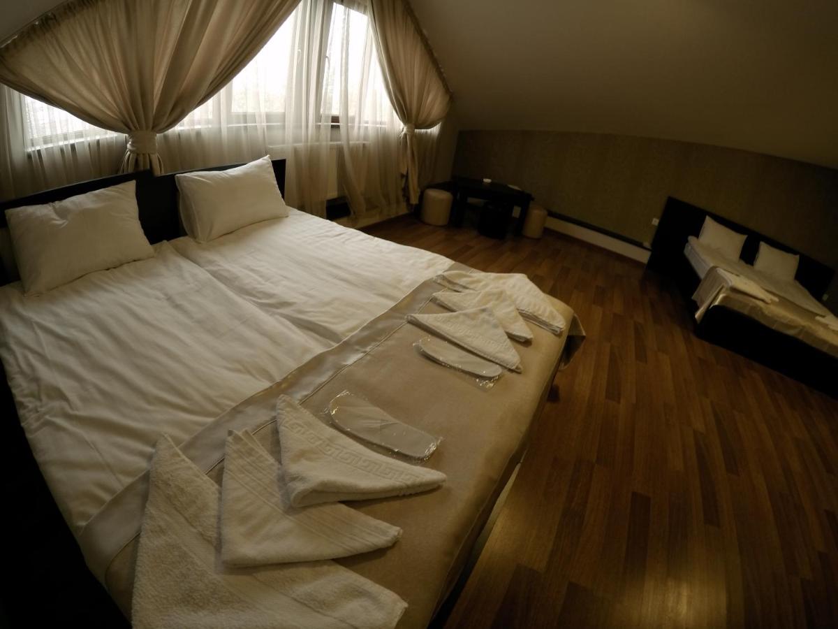 სასტუმრო იმპერია - Photo 39