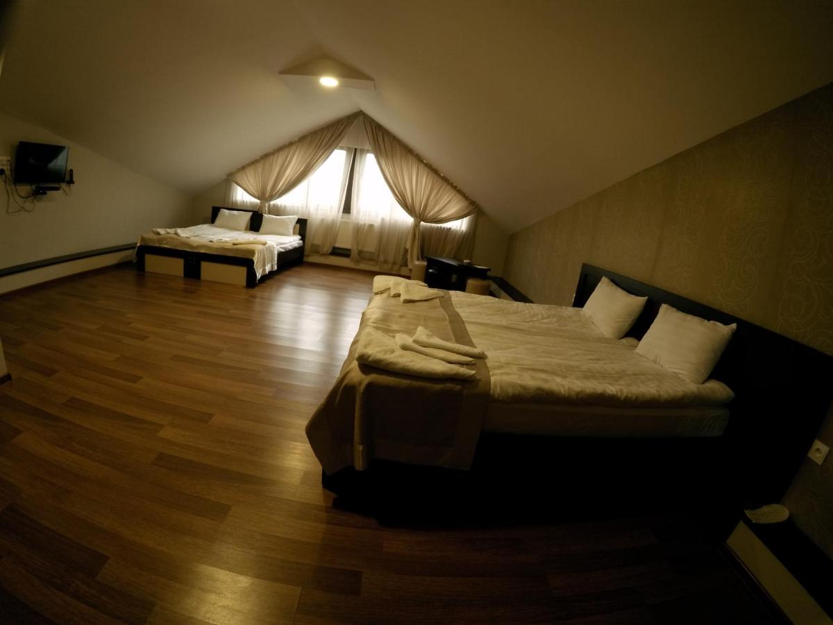სასტუმრო იმპერია - Photo 40