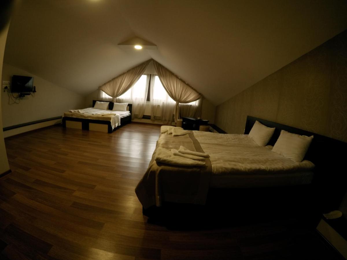 სასტუმრო იმპერია - Photo 43