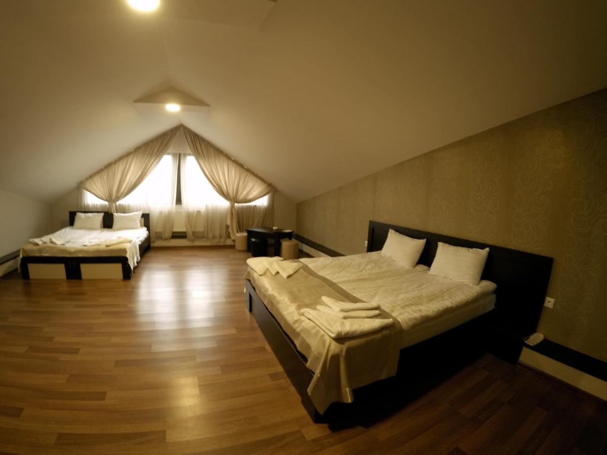 სასტუმრო იმპერია - Photo 45