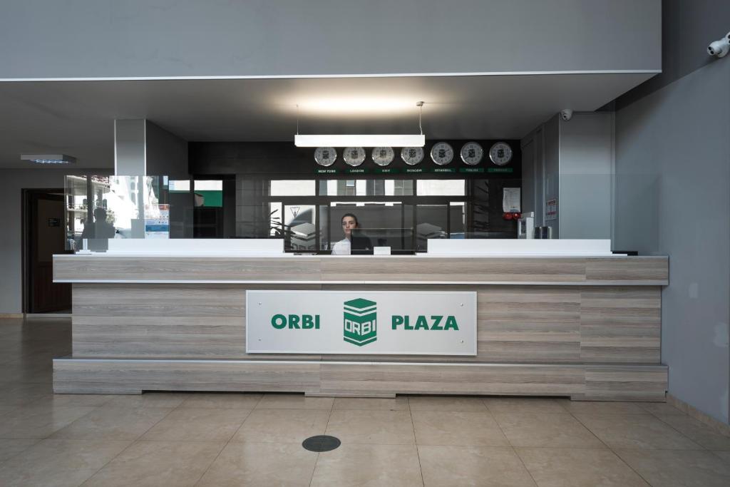 Orbi Plaza Hotel ოფიციალური - Photo 0