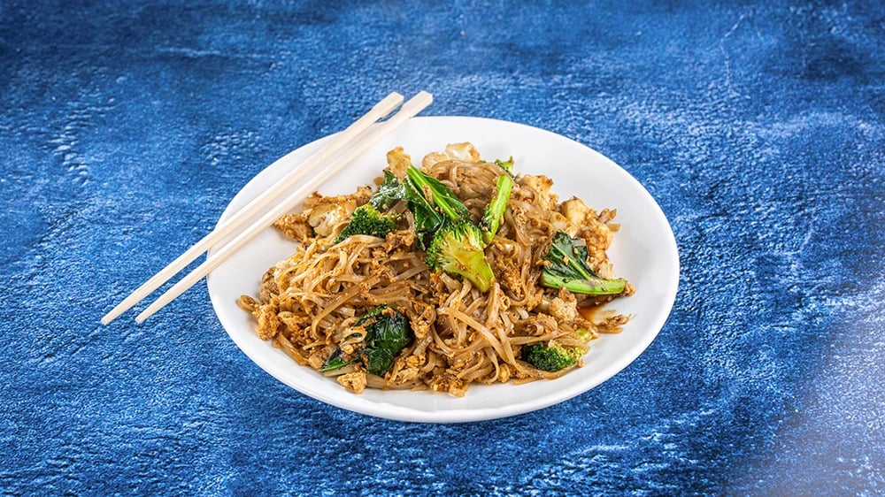 Pad Thai rice noodles  - Photo 4