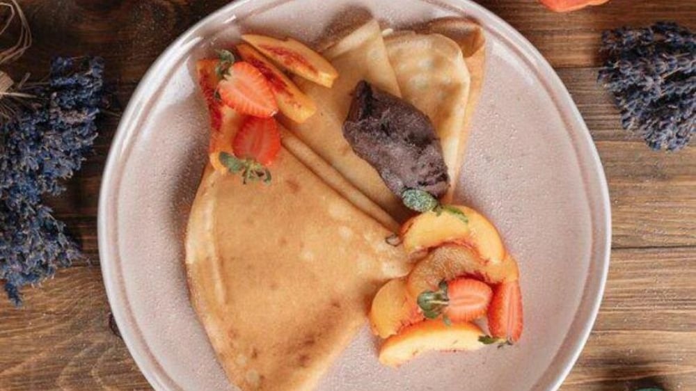 Crepes with fruits and nutella - Photo 23