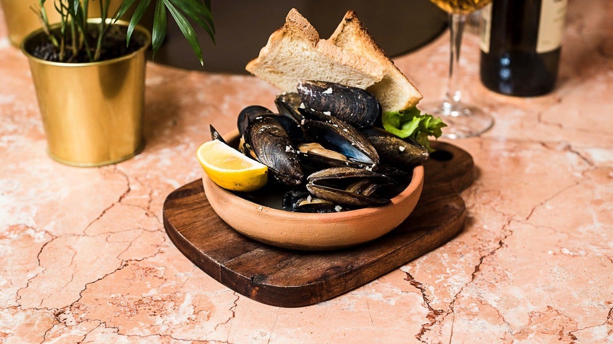 Mussels in White Wine - Photo 66