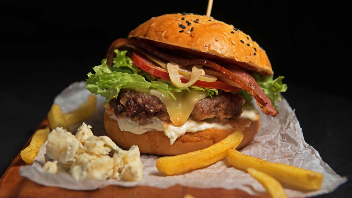 BBQBlue cheese Burger - Photo 6