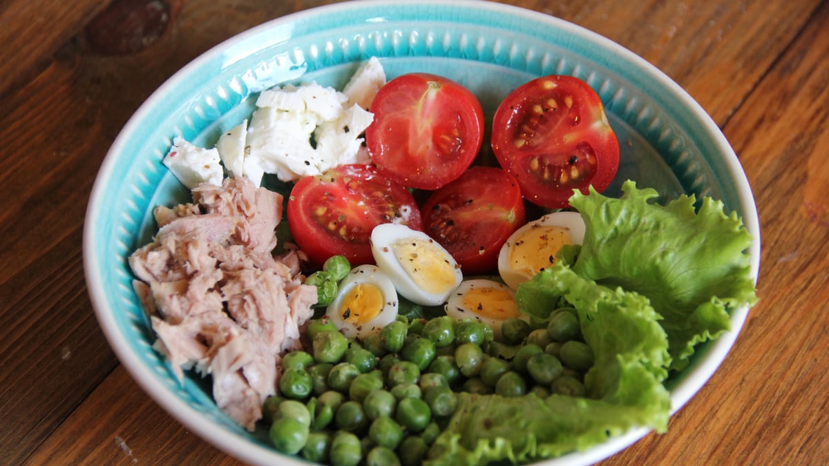 Tuna green pea and feta bowl - Photo 88