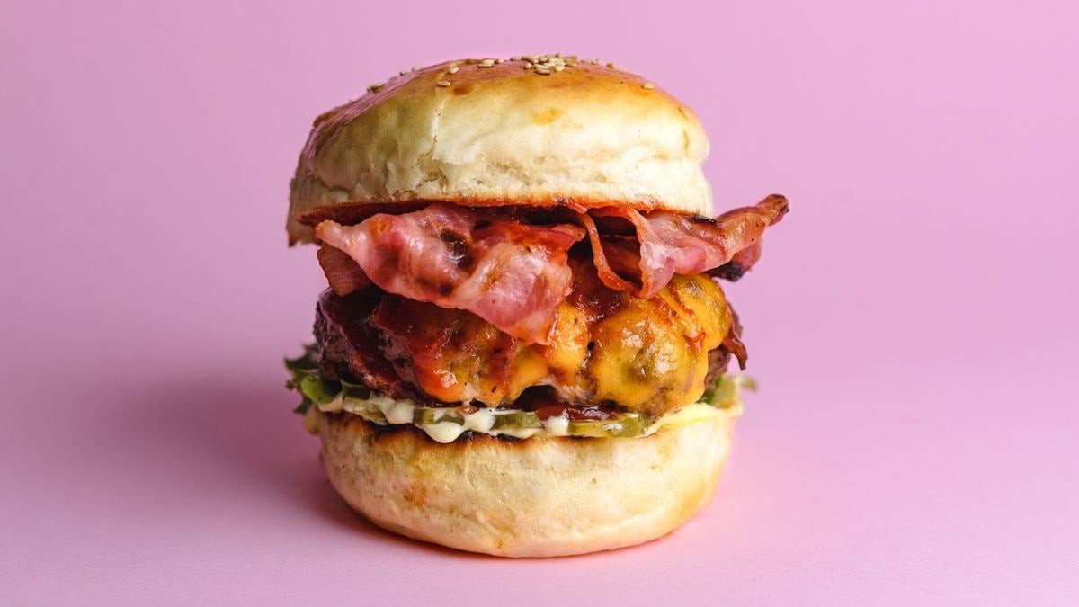 Bacon Burger - Photo 11