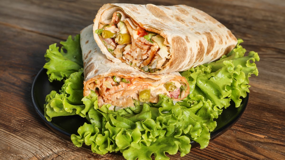 Lazuri Shawarma