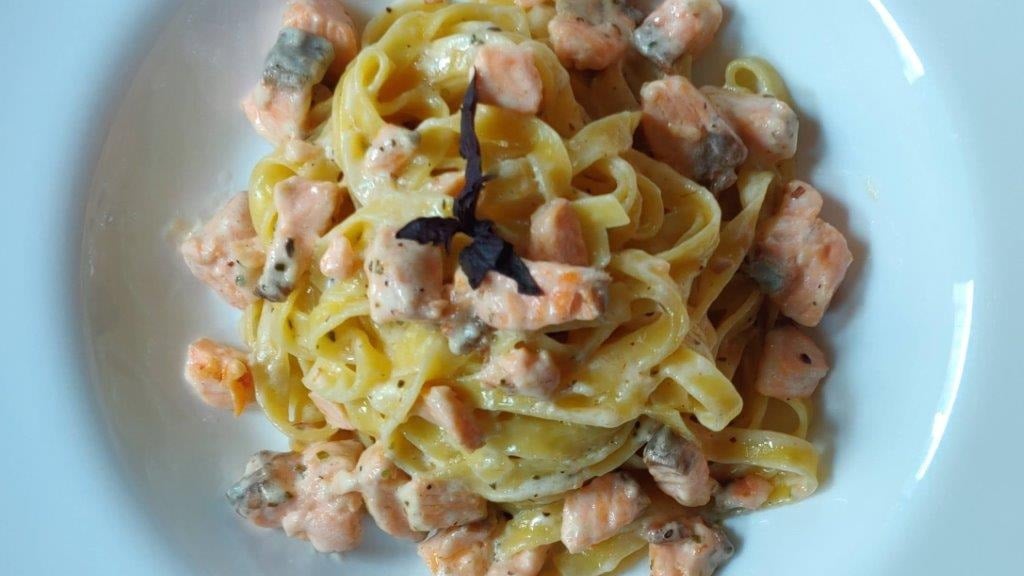 Creamy Salmon Fettuccine - Photo 26