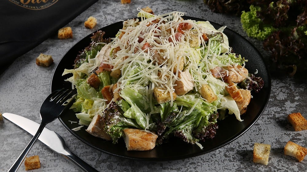 სალათი ცეზარი ქათმის ხორცით და ბეკონით - Photo 9