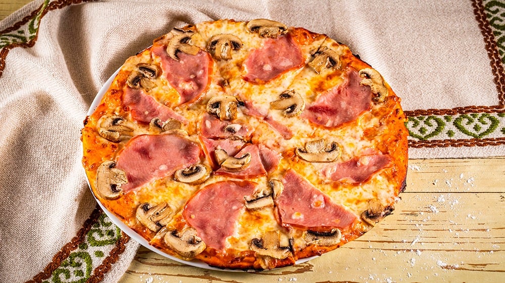 პიცა ლორით და სოკოთი - Photo 40