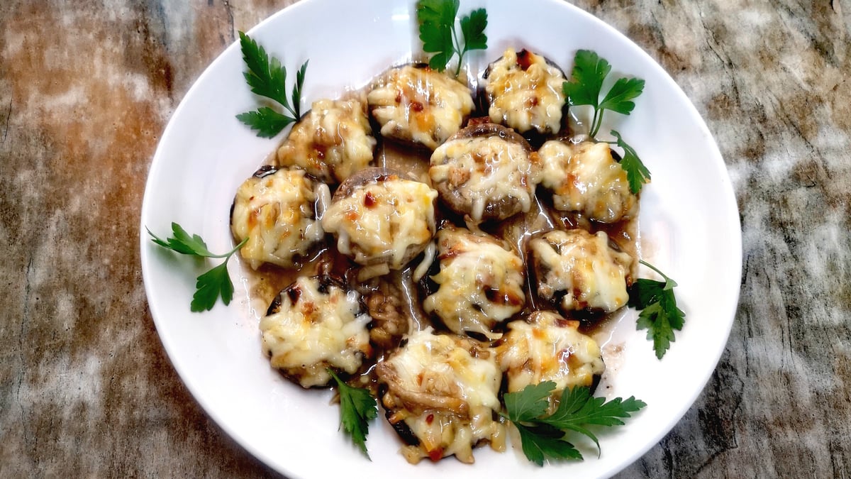 Stuffed Mushrooms with Goat Cheese