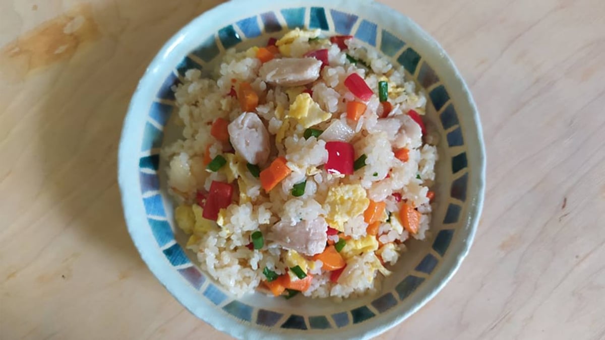 Fried rice with chicken - Photo 2